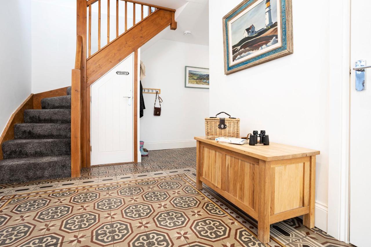 Finest Retreats - Lighthouse Cottage Rampside Kültér fotó