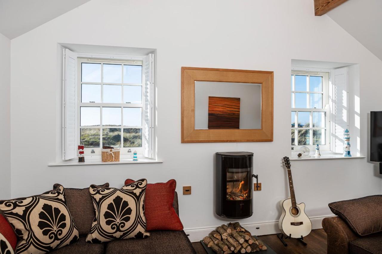 Finest Retreats - Lighthouse Cottage Rampside Kültér fotó